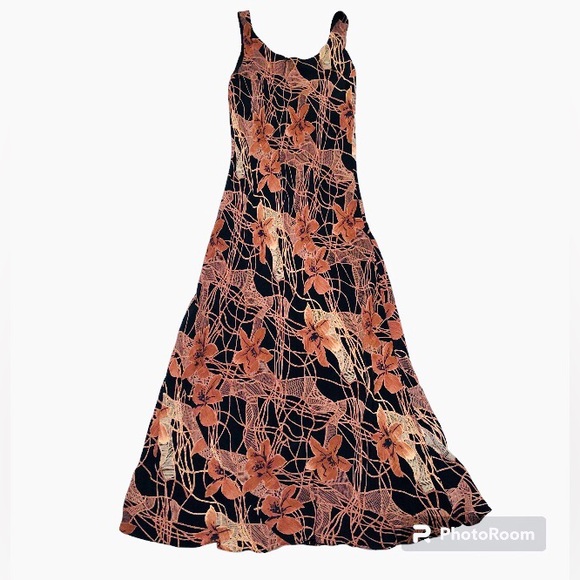 ESSA DONNA Maxi Dress - Picture 1 of 6